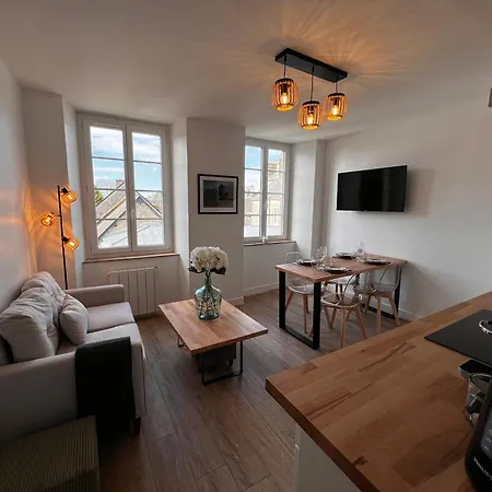 Appartement Gordon Smith, En Plein Centre, 4 Pers Sainte-Mere-Eglise Exterior photo
